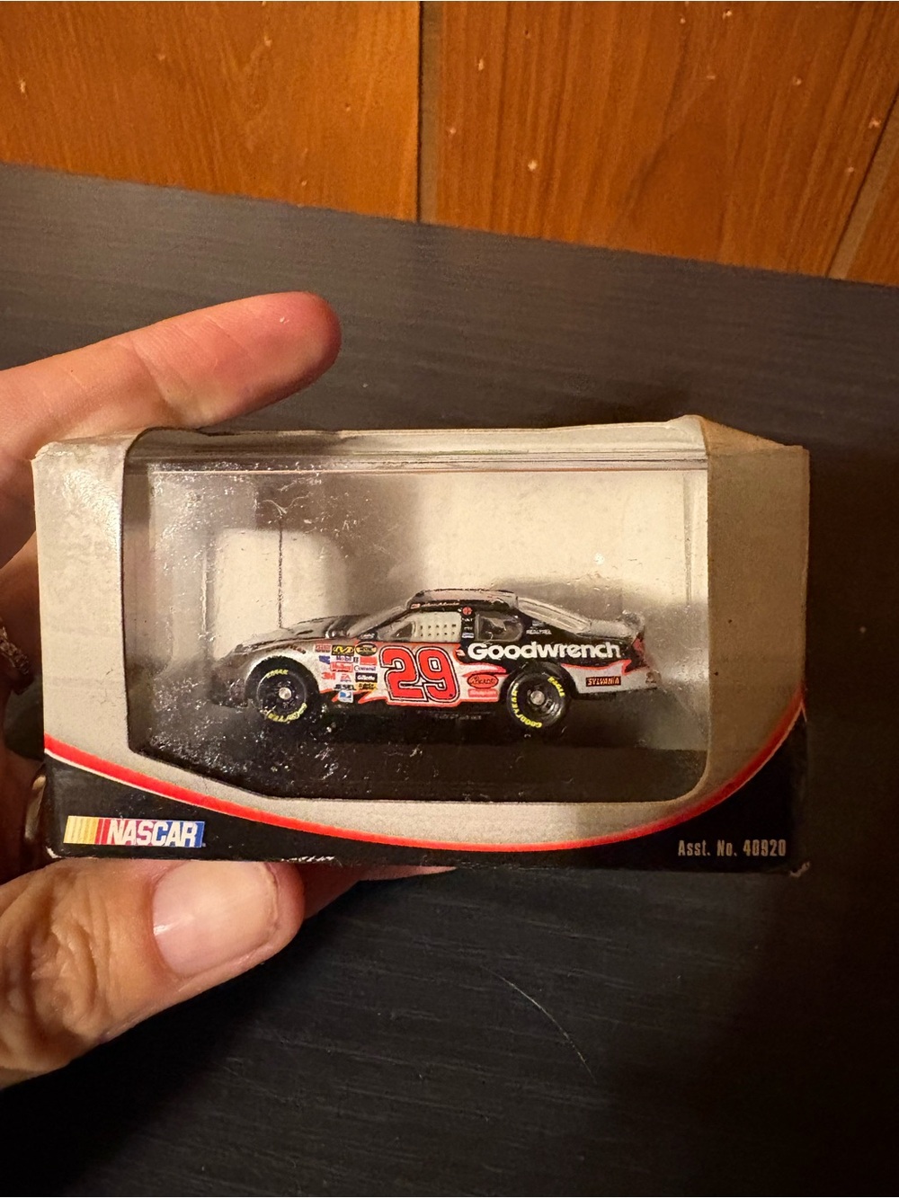 NASCAR 1:87 Kevin Harvick Goodwrench #29 2002 Chevy Monte Carlo MPN 40920